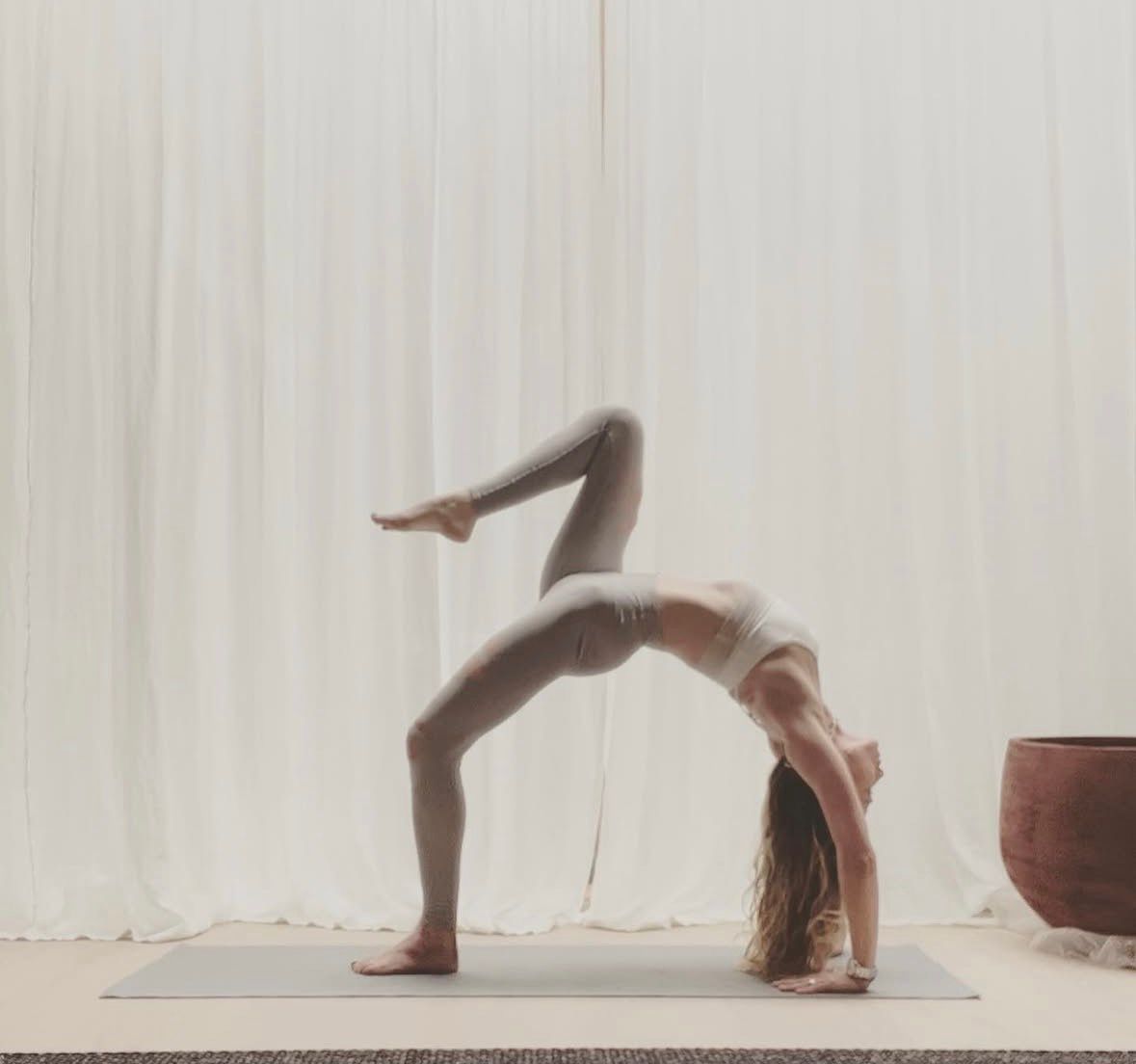 Jivamukti Basics